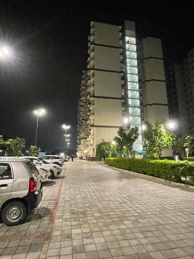 Alankrita Homes Lucknow Luaran gambar