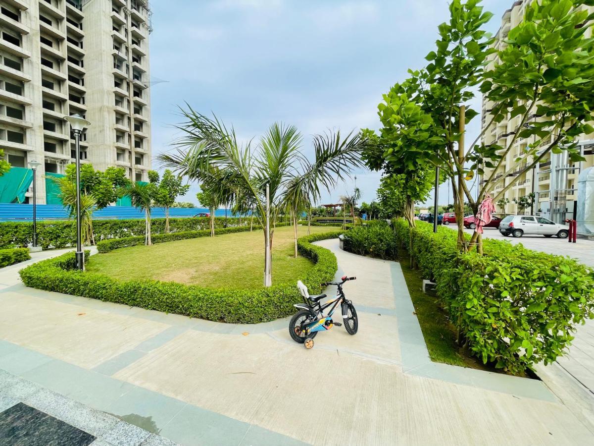 Alankrita Homes Lucknow Luaran gambar